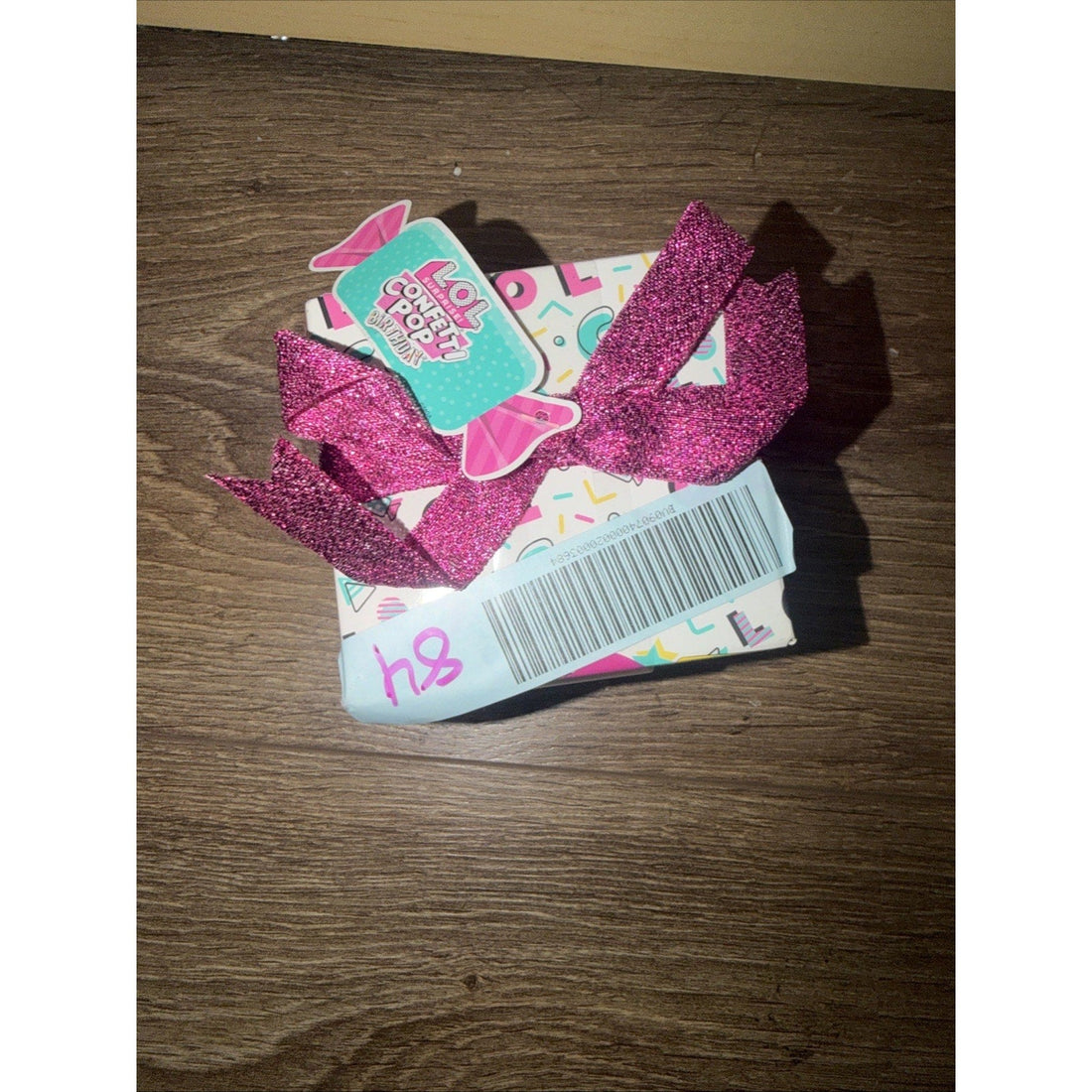 L.O.L. Surprise! Confetti Pop Birthday Doll with 8 Surprises (New)