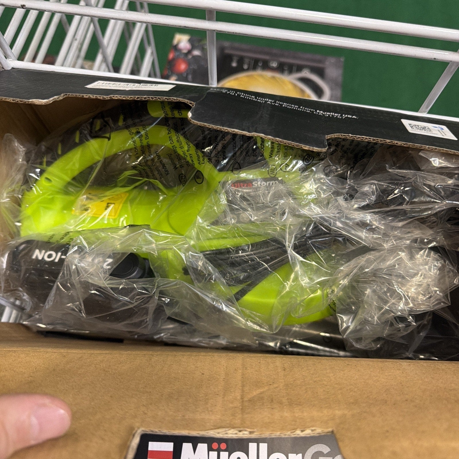 Mueller UltraStorm Cordless Electric Leaf Blower, 140 MPH, 20V