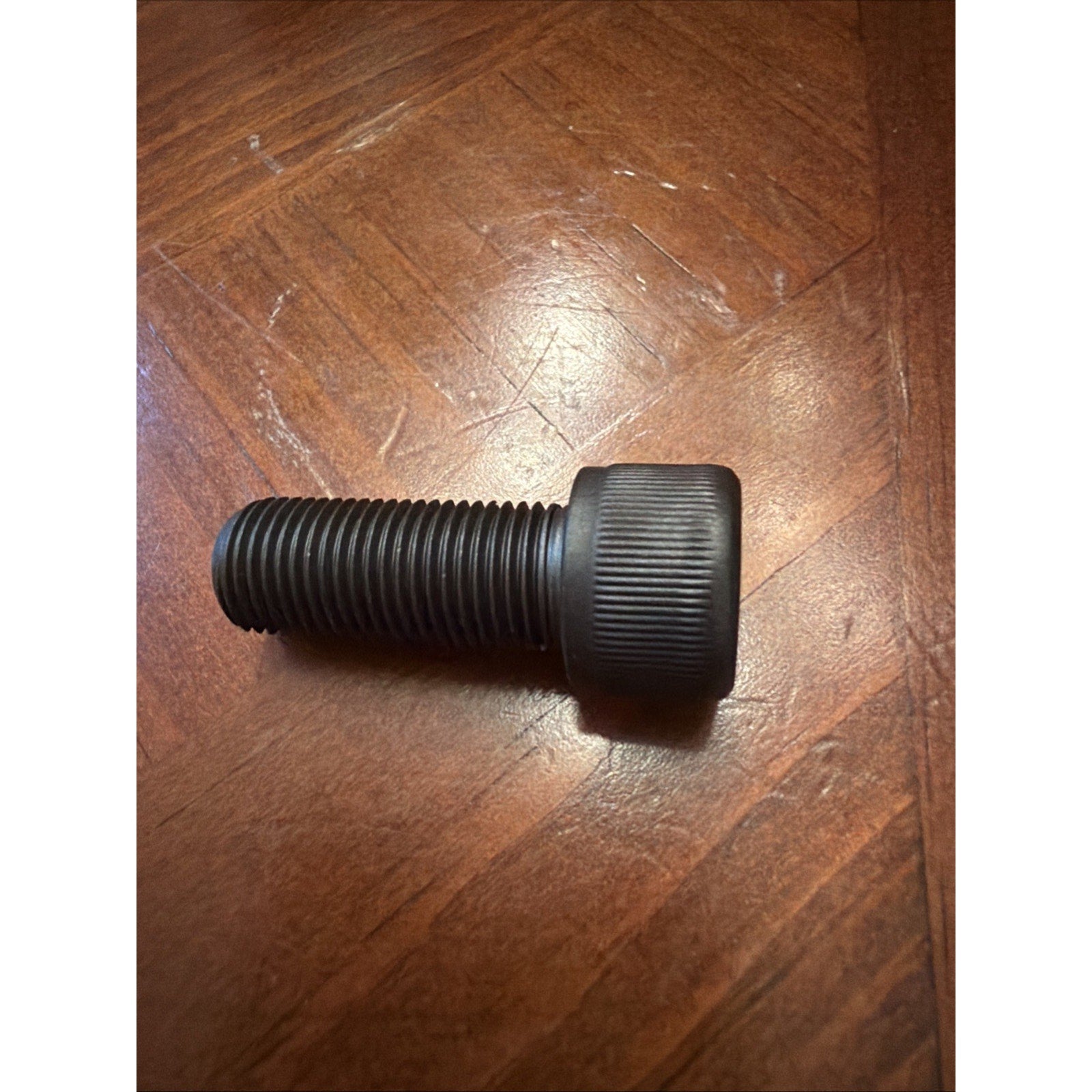 HAAS 06-0311: 1" Arbor 1/2"-20 UNF Thread, Shell Mill Coolant Slot Arbor Screw
