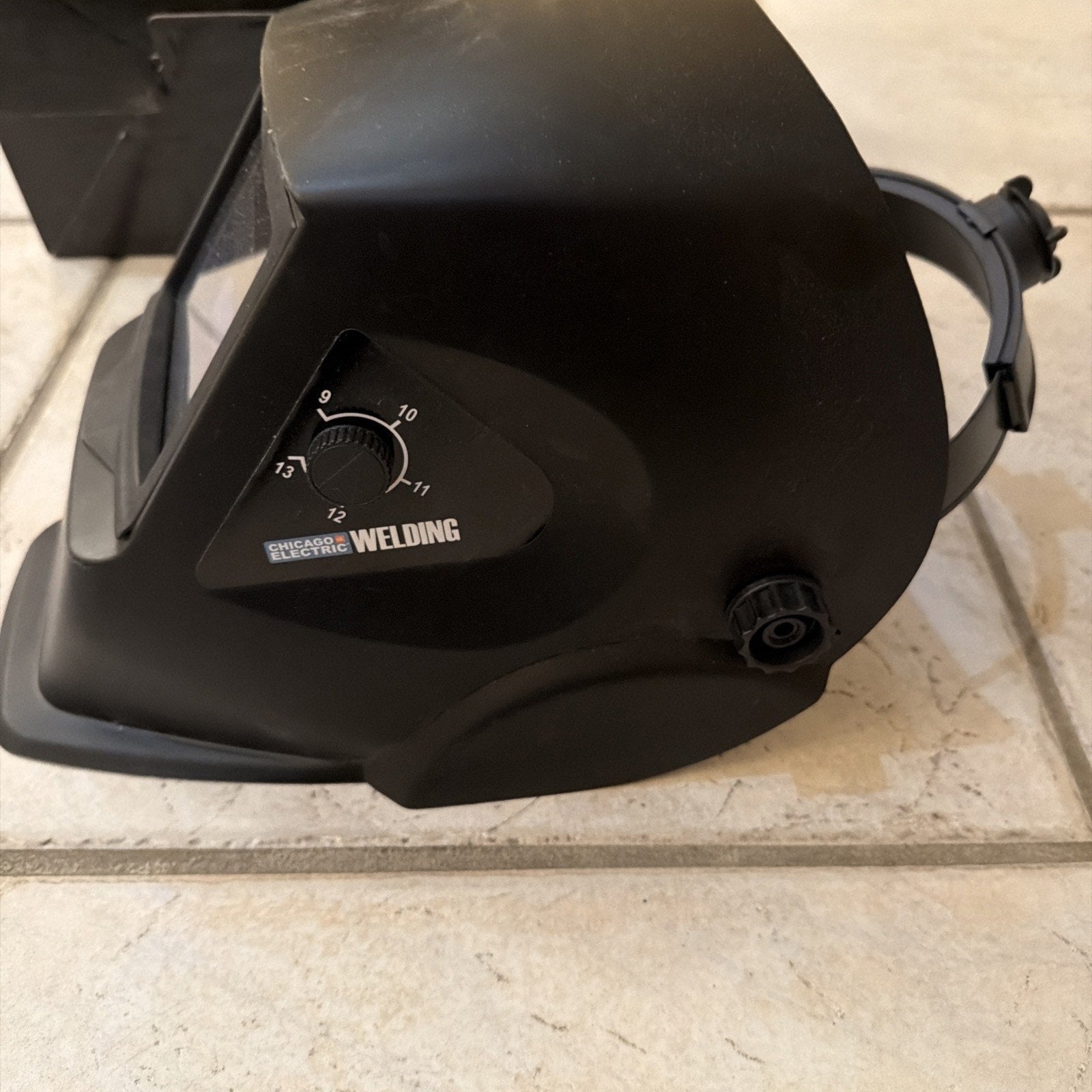 Chicago Electric Auto-Darkening Welding Helmet, Adjustable Shade