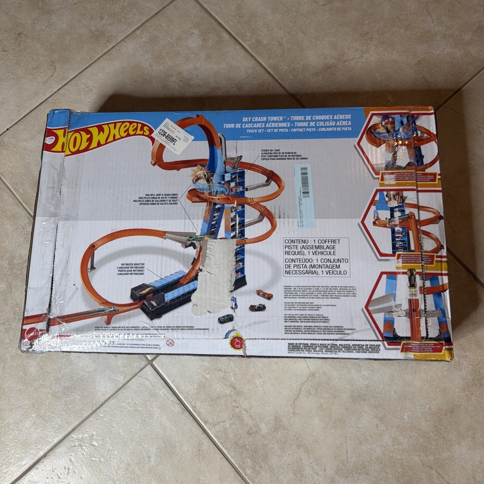 Hot Wheels Sky Crash Tower Motorized Track Set with Car, Stores 20+ 1:64 Cars