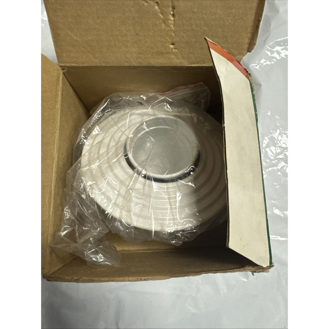 ND-303 Low Voltage Halogen Recessed Light Fixture for MR16 50W Max NOS