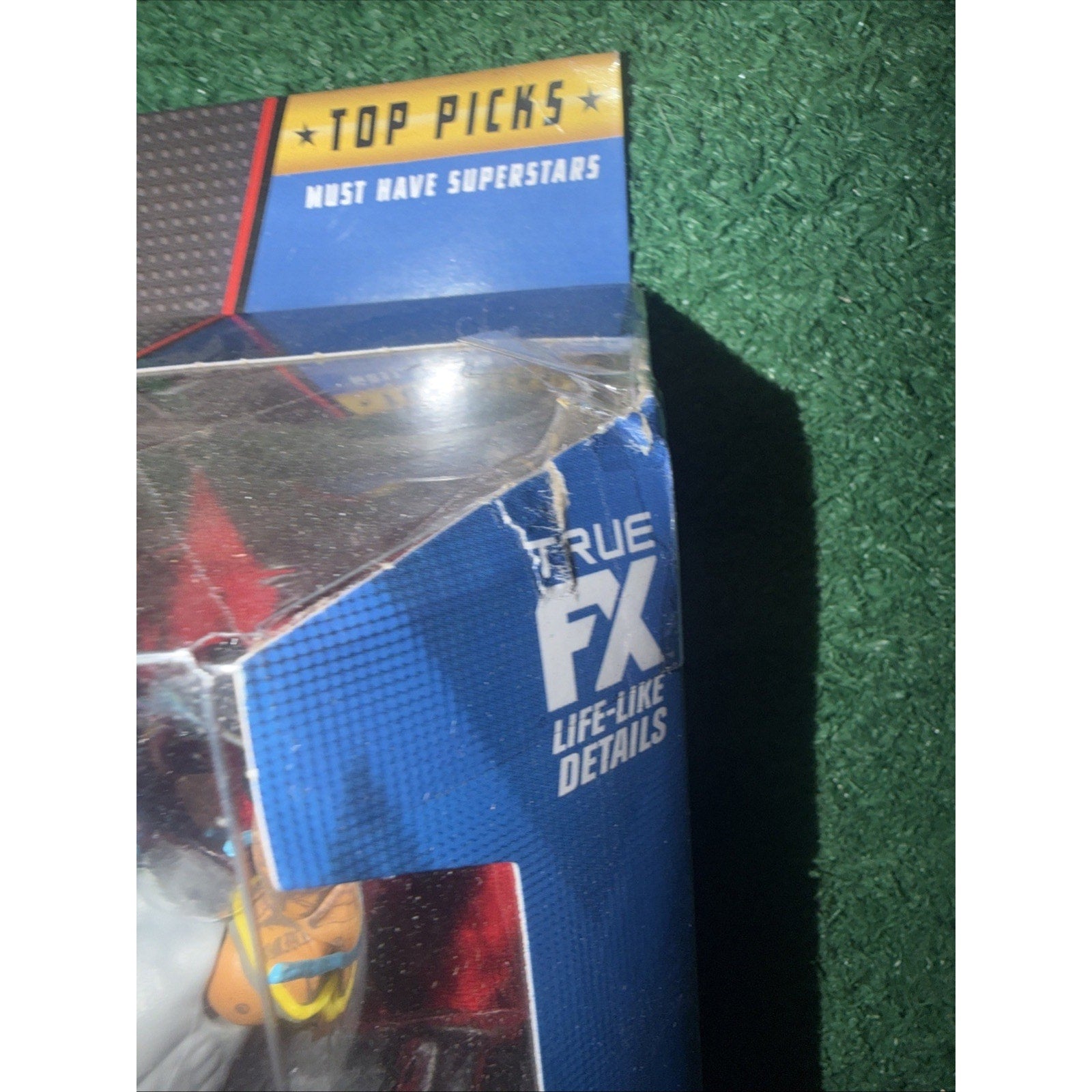 Mattel WWE Elite Collection 2022 Top Picks Rey Mysterio 6-Inch Action Figure, Blue/Grey