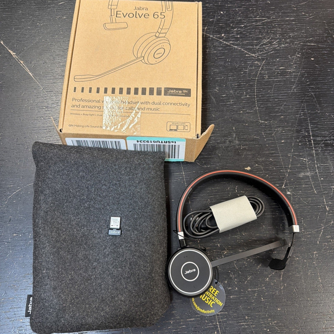 Jabra Evolve 65 SE Mono Wireless Headset with Bluetooth and Noise Cancelling Mic