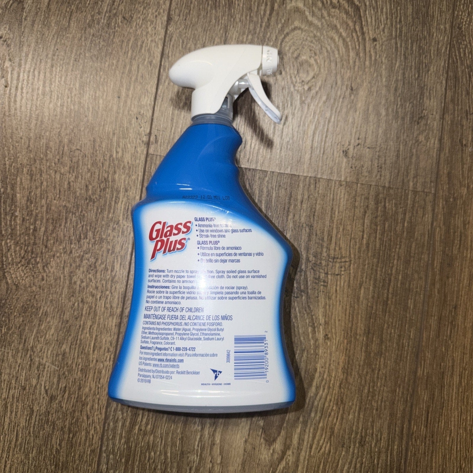 Glass Plus Multi-Surface Glass Cleaner, 32 Fl Oz Bottle