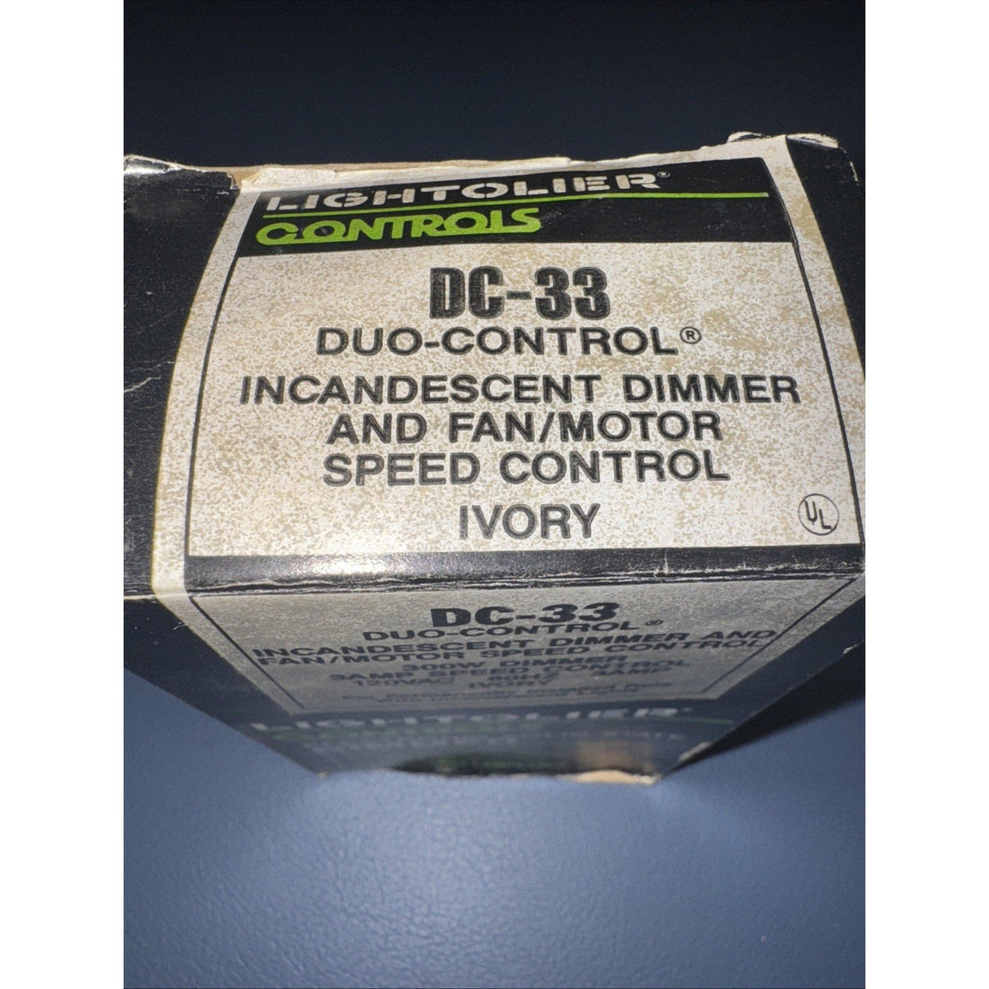 Lightolier Duo Control Dimmer, Model DC-33