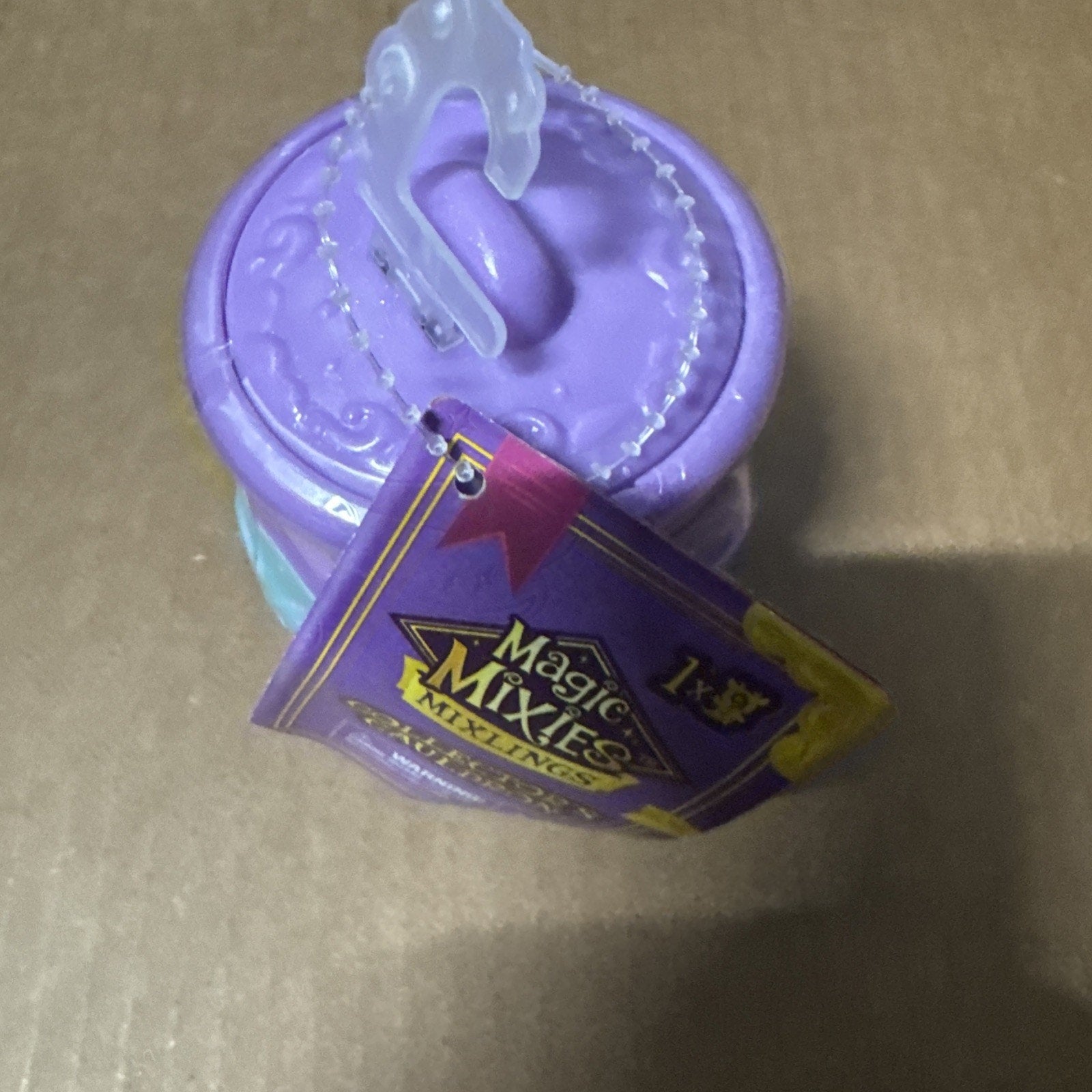 Magic Mixies Mixlings Collector's Cauldron, 1 Pack