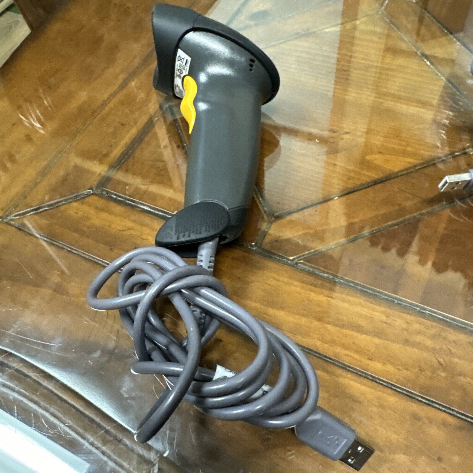 Motorola Symbol LS2208-SR20007RNA Barcode Scanner with USB
