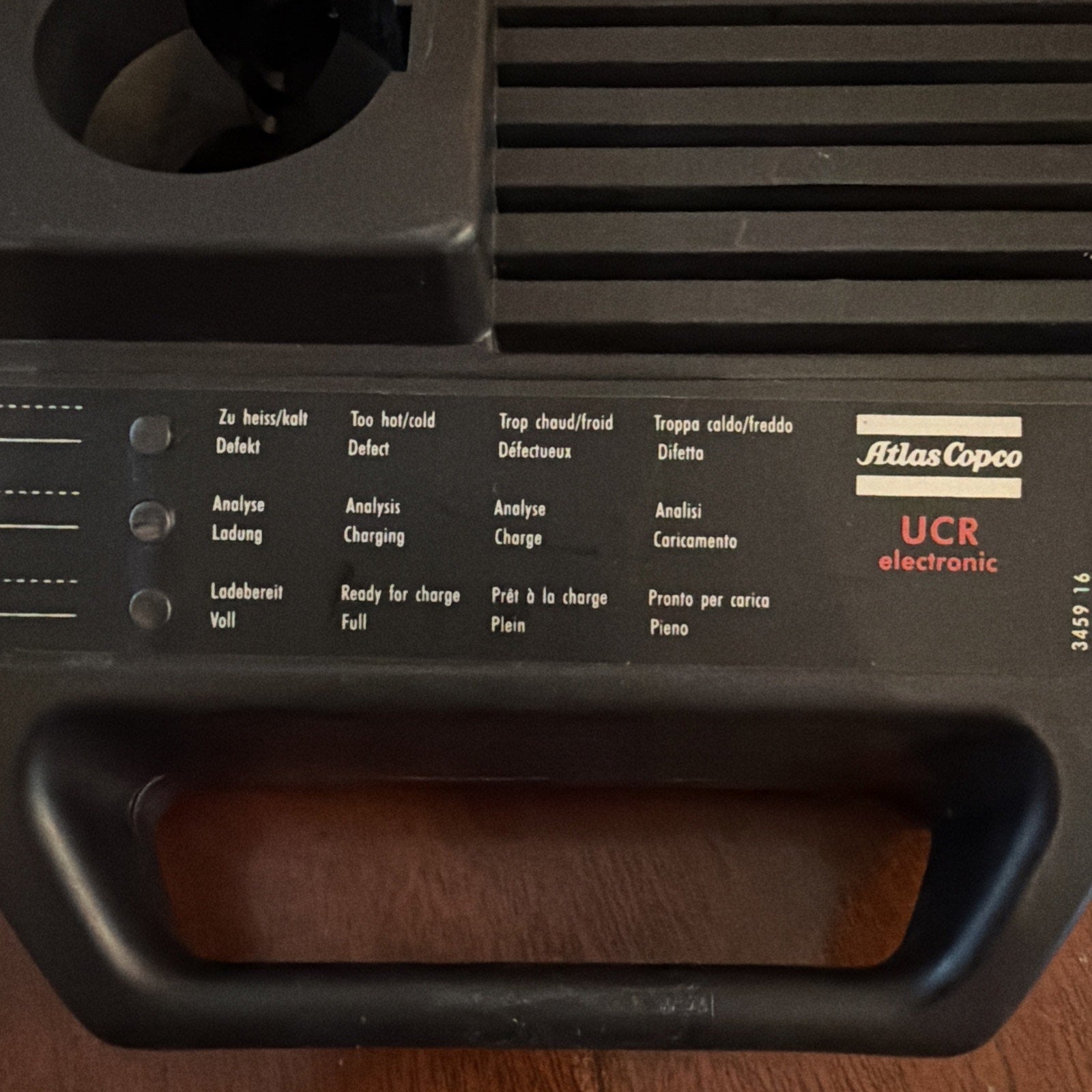AEG UCR Atlas Copco 4-12V 1.5-2.6A 35W Power Tool Battery