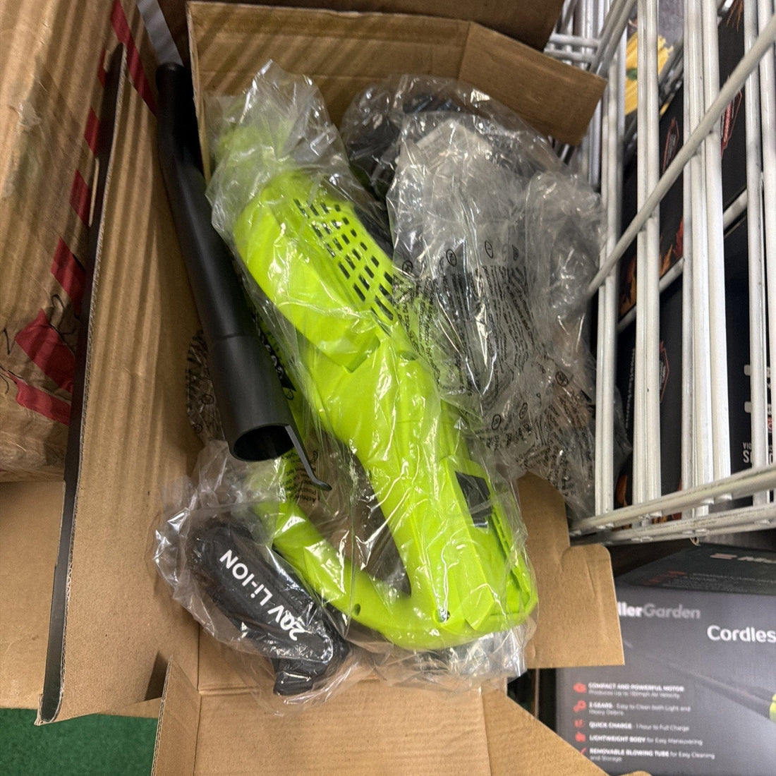 Mueller UltraStorm Cordless Electric Leaf Blower, 140 MPH, 20V