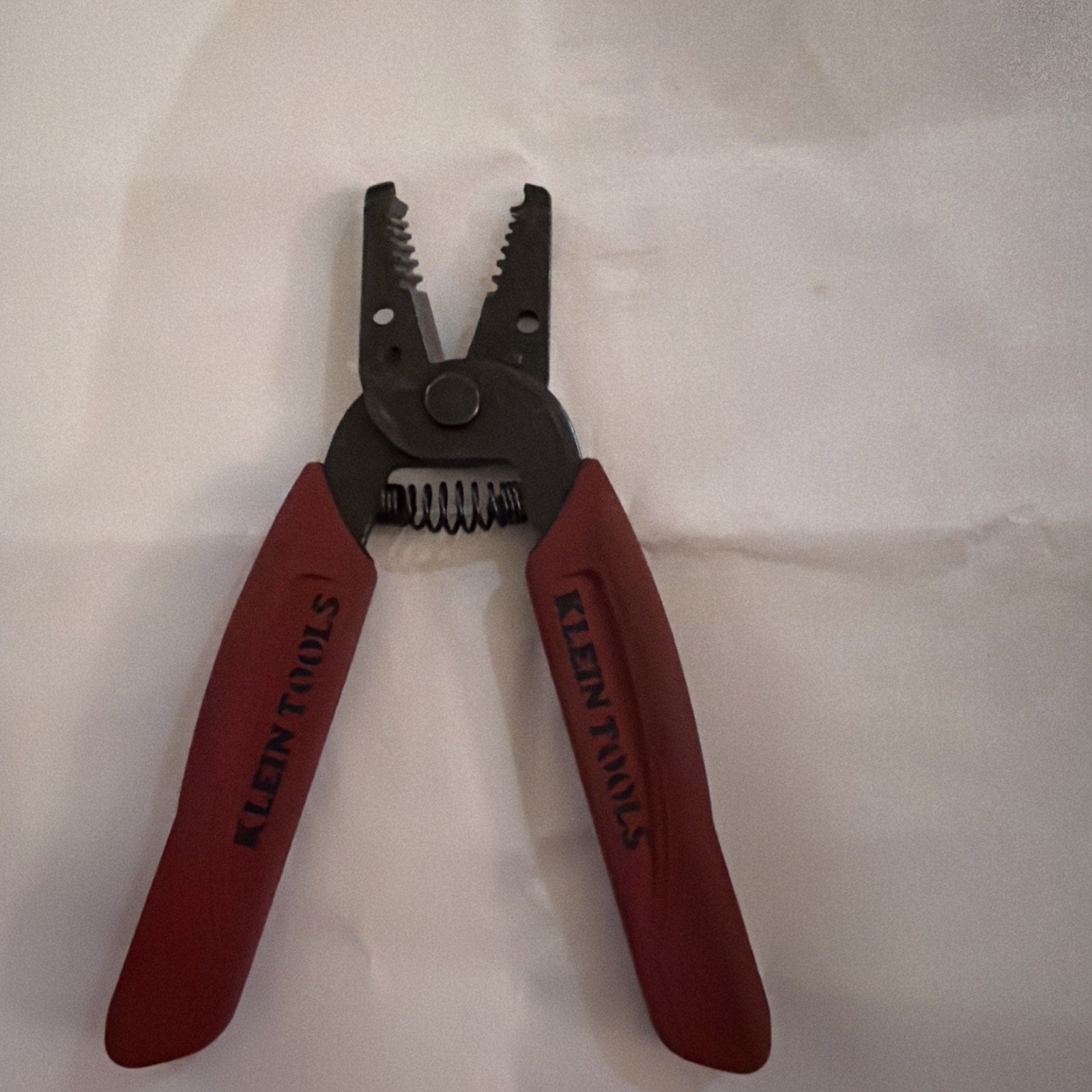 Klein Tools 11046 Wire Stripper / Cutter Pliers (Made in USA)