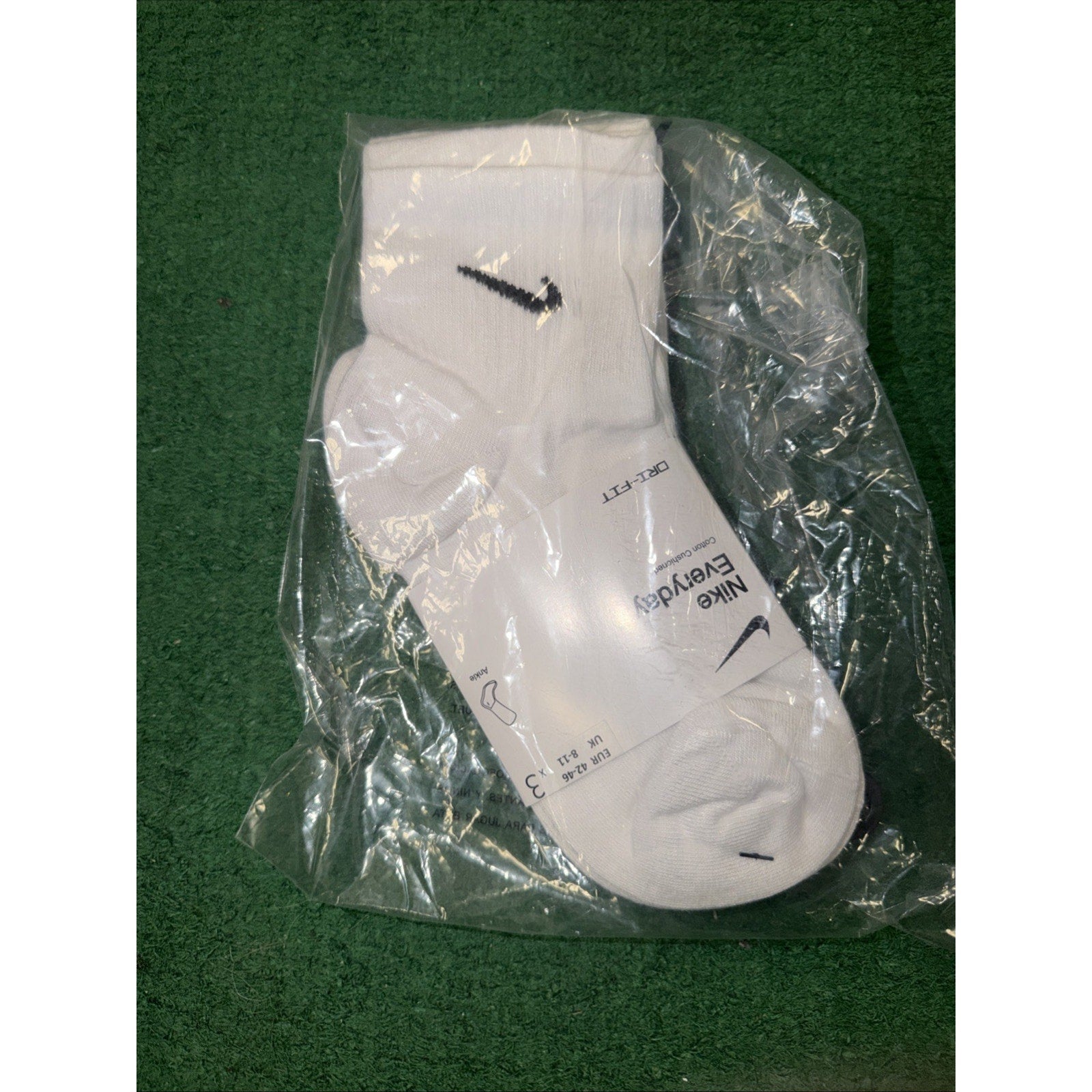 Nike 3pk Men’s Everyday Training Dri-Fit Ankle Socks, Size L - White Color