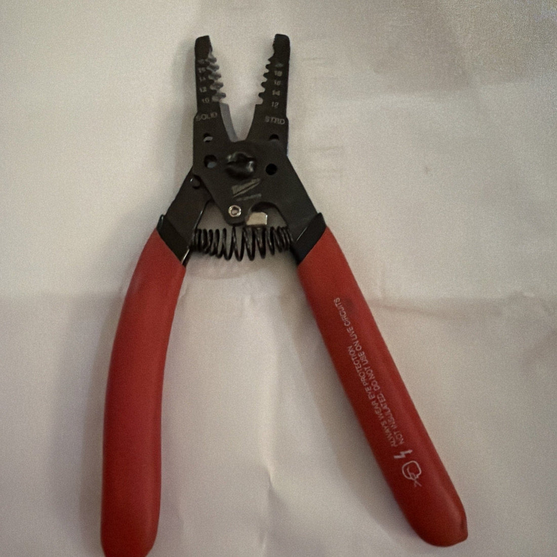 Milwaukee Automatic Wire Stripper, 10–20 AWG