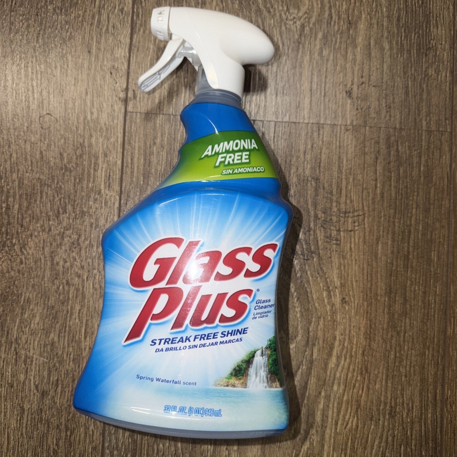 Glass Plus Multi-Surface Glass Cleaner, 32 Fl Oz Bottle