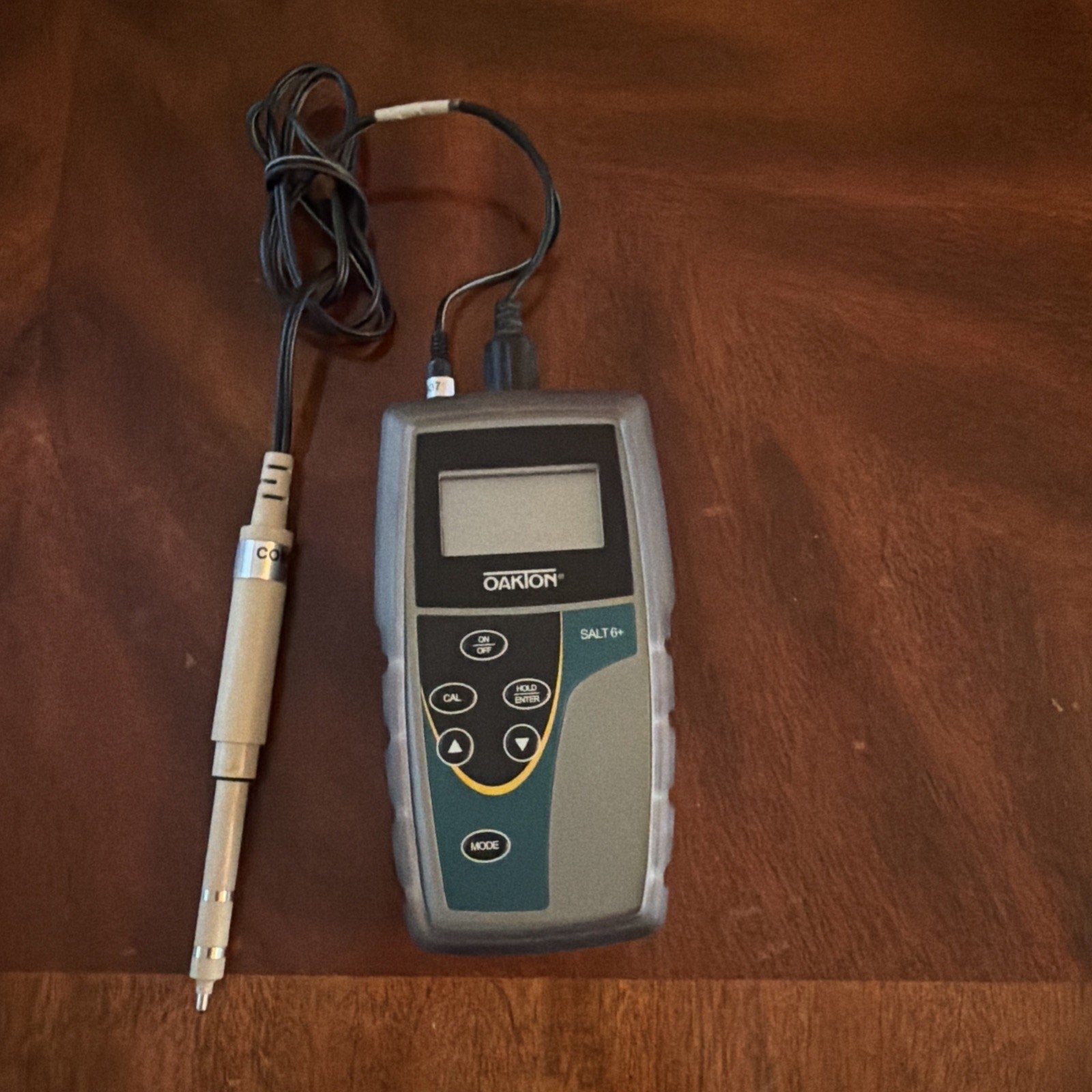 Oakton Salt 6+ Handheld Salinity Meter with Probe