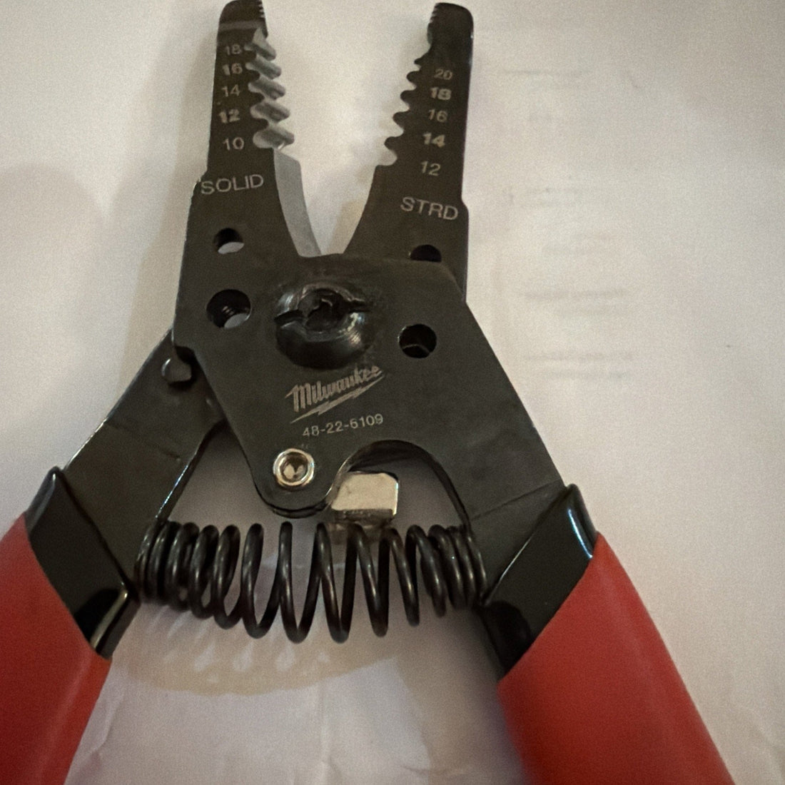 Milwaukee Automatic Wire Stripper, 10–20 AWG