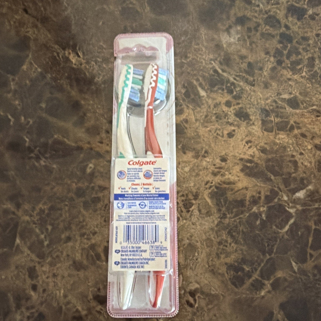 Colgate 360 Advanced Optic White Medium Toothbrushes (2-Pack)