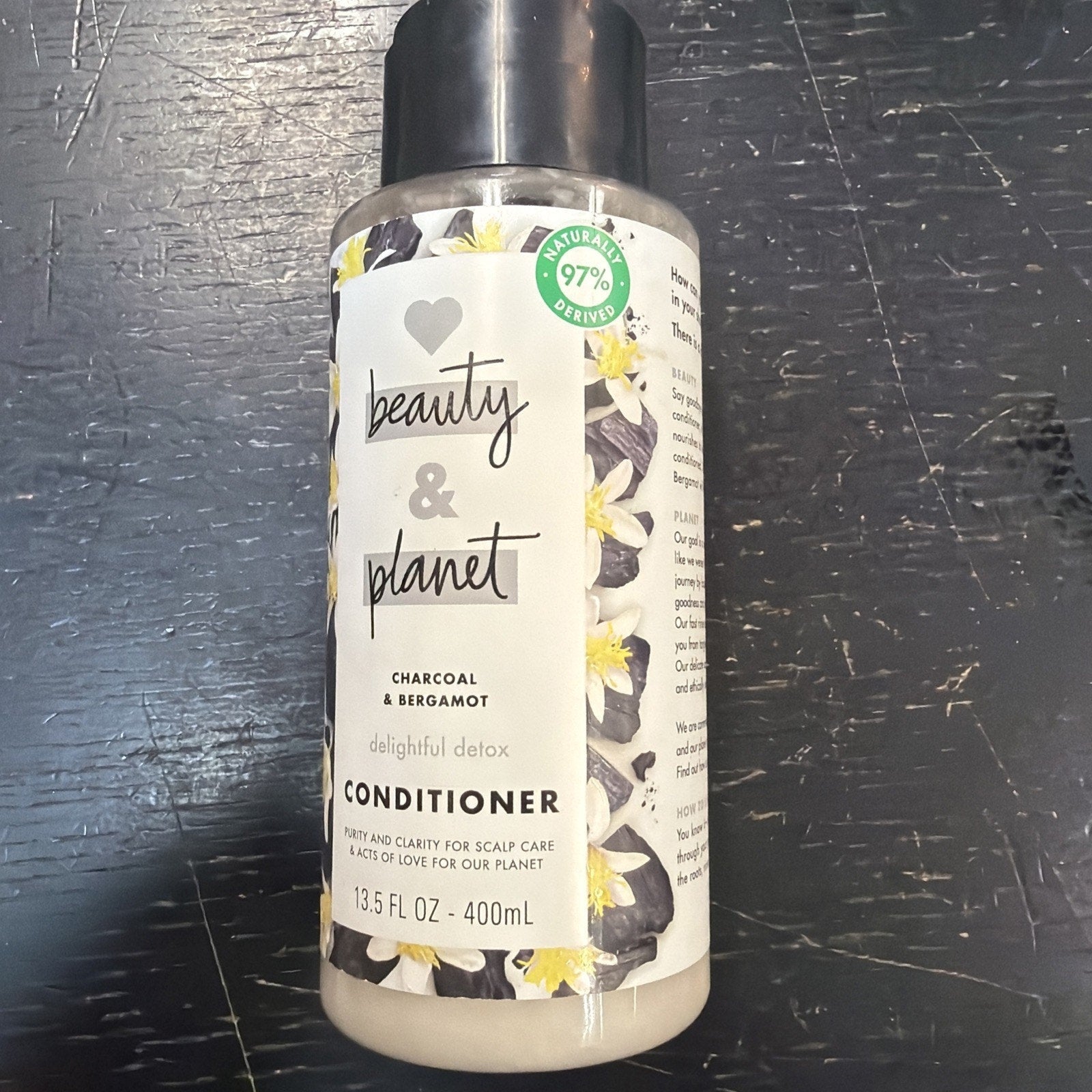 Love Beauty And Planet Cleansing Conditioner Charcoal & Bergamot