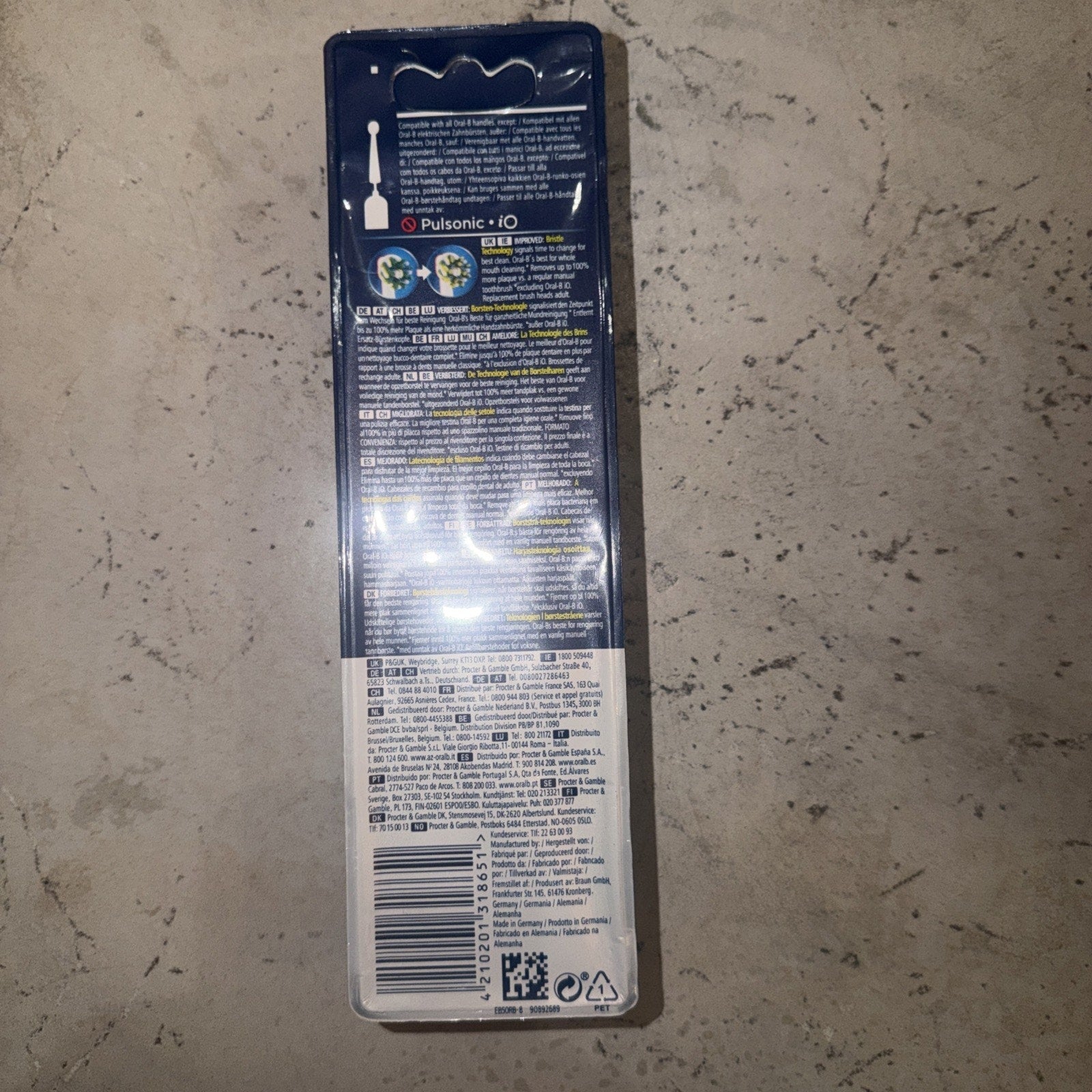 Oral-B Cross Action Electric Toothbrush Replacement Brush Heads - Pack of 8