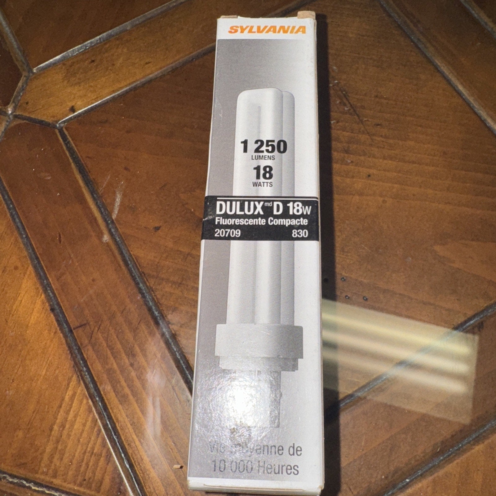 Sylvania 20709 CF18DD/830/ECO 18W CFL Light Bulb