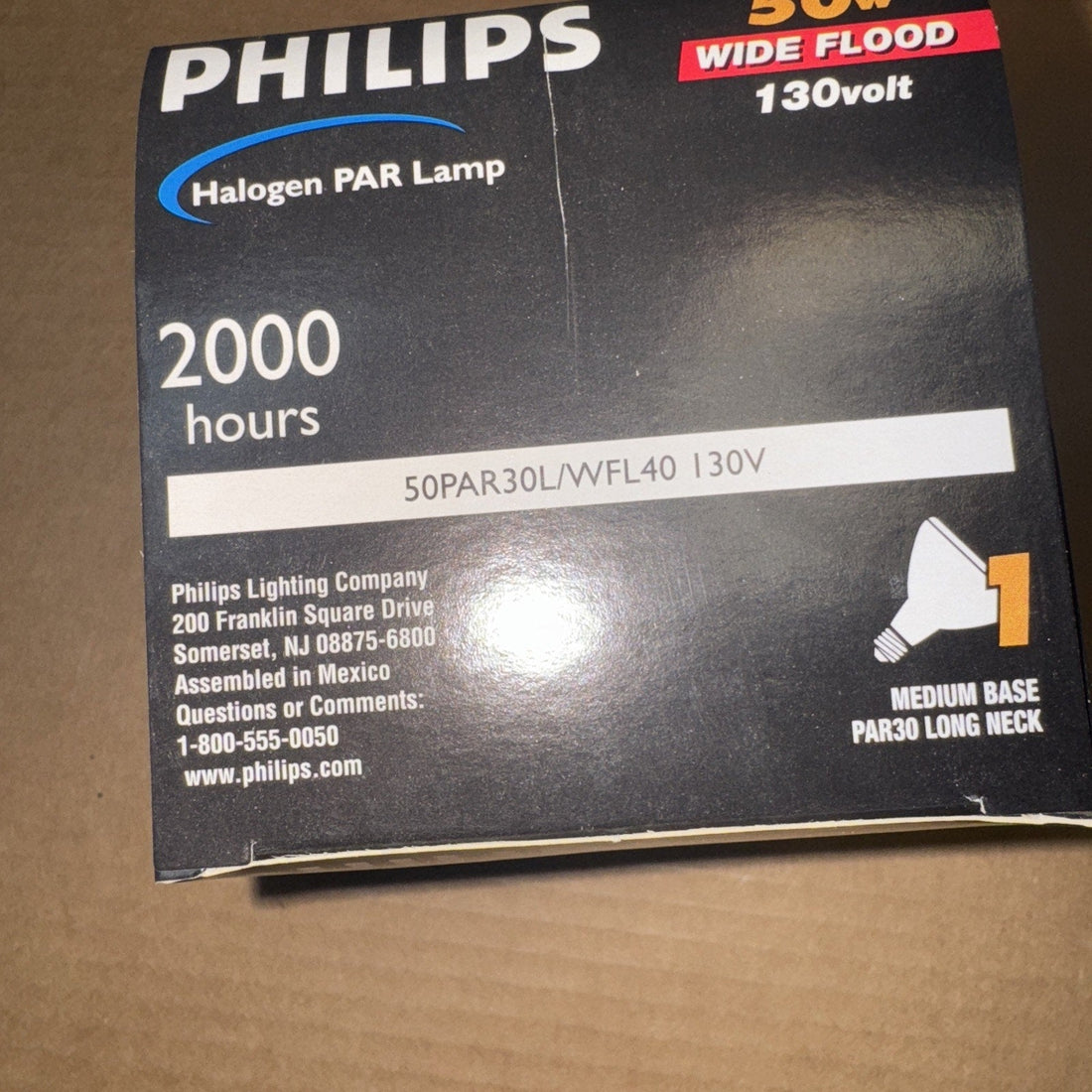 Philips Halogen Wide Flood Light, 50W PAR30, 2000 Hr, 470 Lumens