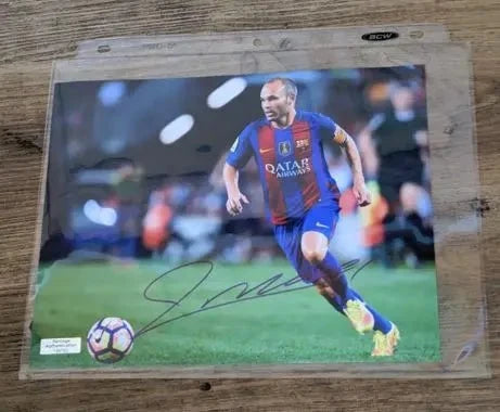 Andrés Iniesta Signed 8x10 Photo (COA)