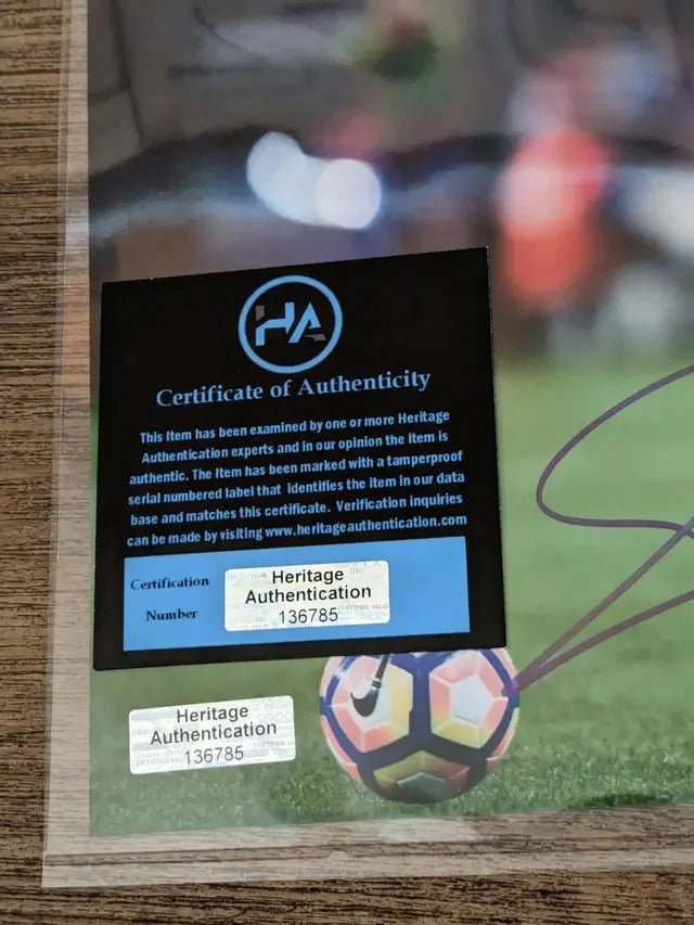 Andrés Iniesta Signed 8x10 Photo (COA)