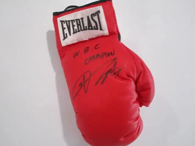 In Jin Chi Signed Boxing Glove (Sig LOA)