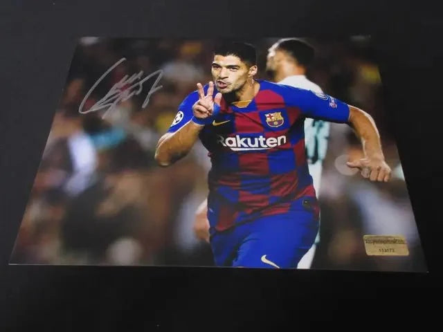 Luis Suarez Barcelona Signed 8x10 Photo (EUA COA)