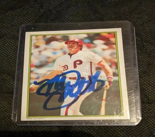 Mike Schmidt autographed card w/coa