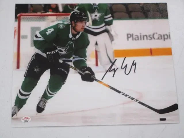 Miro Heiskanen Stars Signed 8x10 Photo (PAAS COA)