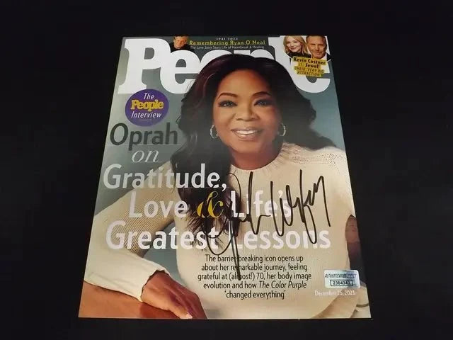 Oprah Winfrey Signed 8x10 Photo (AUD COA)