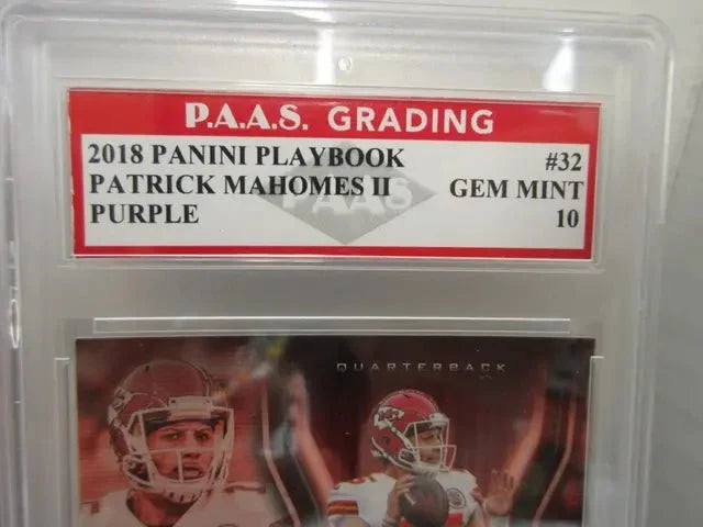 Patrick Mahomes 2018 Panini Playbook Purple #32 (PAAS 10)
