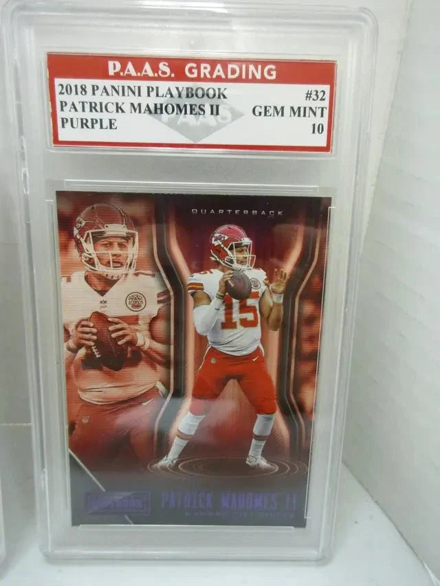 Patrick Mahomes 2018 Panini Playbook Purple #32 (PAAS 10)
